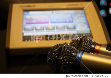 HÁT KARAOKE BAN ĐÊM GÂY ỒN ÀO HÀNG XÓM KHÔNG CÒN BỊ XỬ PHẠT TỪ NGÀY 15/12/2025?