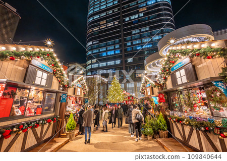 Azabudai Hills Christmas Market 109840644