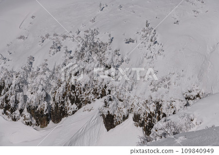 The mountain surface of Mt. Buson in winter 109840949