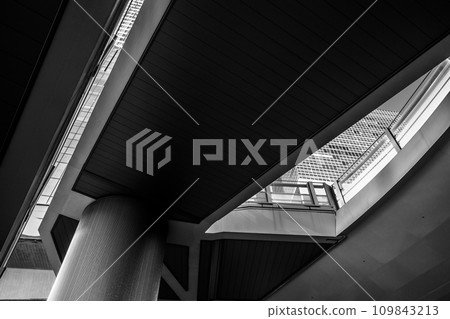 澀谷站東口人行天橋俯視圖 2023.12 A-4 單色 109843213