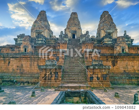 Pre Rup temple, Angkor, Cambodia 109843882