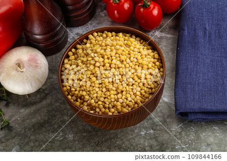 Dry ptitim heap in the bowl Dry ptitim heap in the bowl 109844166