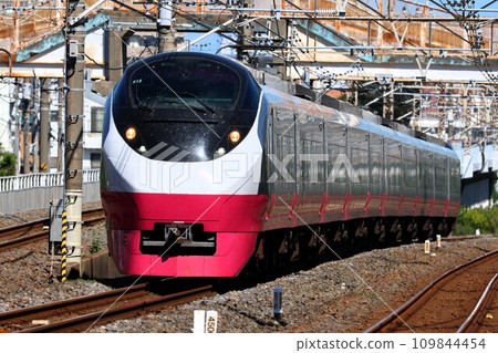 [JR東日本] E657系列「常盤」～新鮮日立復興色紅～（常盤線：馬橋站） 109844454