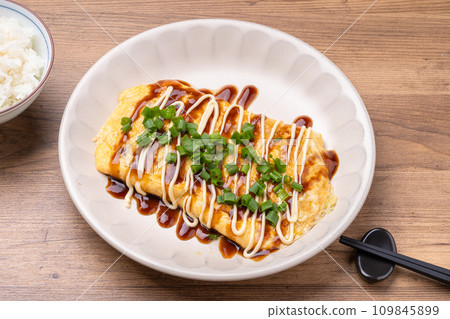 Tonpyaki-yaki 109845899