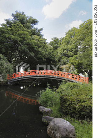 Scenery with Toyama Keiunkyo Bridge (inside Toyama Castle Ruins Park) 109850052