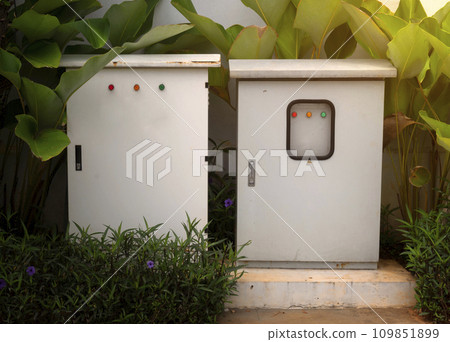 The electrical switch panel at the outdoor The electrical switch panel at the outdoor 109851899