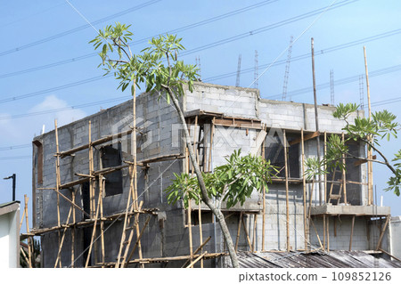 Construction of residential house 109852126