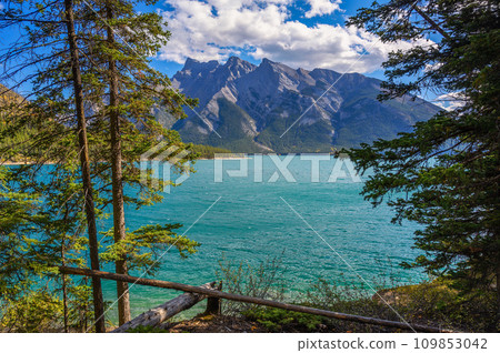 Lake Minnewanka in Banff National Park, Canada 109853042