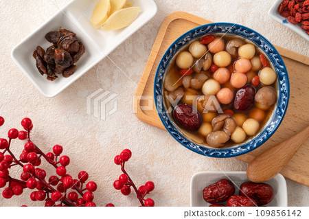 Tang Yuan Winter Solstice Red White Pink Tang yuan タンユエン 団子 Tang Yuan Winter Solstice Red White Pink Tang yuan タンユエン 団子 109856142
