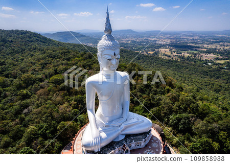 Aerial view of Wat Roi Phra Phutthabat Phu Manorom, Mukdahan, Thailand Aerial view of Wat Roi Phra Phutthabat Phu Manorom, Mukdahan, Thailand 109858988