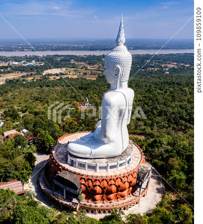 Aerial view of Wat Roi Phra Phutthabat Phu Manorom, Mukdahan, Thailand 109859109
