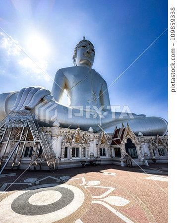 Wat Roi Phra Phutthabat Phu Manorom, Mukdahan, Thailand Wat Roi Phra Phutthabat Phu Manorom, Mukdahan, Thailand 109859338