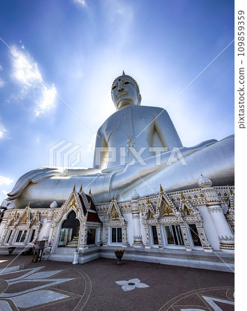 Wat Roi Phra Phutthabat Phu Manorom, Mukdahan, Thailand 109859359