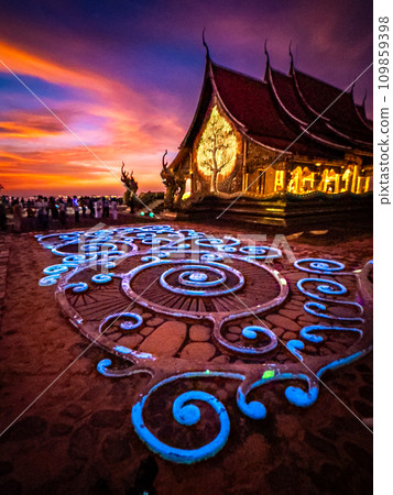 Wat Sirindhorn Wararam glowing temple in Ubon, Thailand Wat Sirindhorn Wararam glowing temple in Ubon, Thailand 109859398