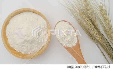 flour and wheat ears flour and wheat ears 109861041