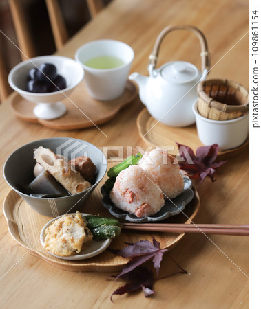 日本盤關東煮和飯糰 日本盤關東煮和飯糰 109861154