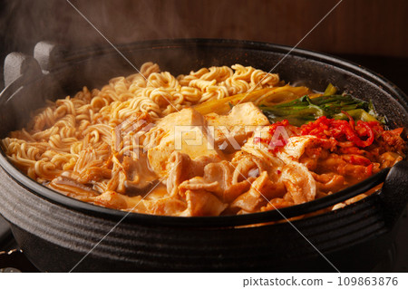 拉麵泡菜火鍋 109863876