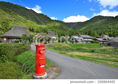 Kyoto Miyama Town “Kayabuki no Sato” Old houses with thatched roofs Kyoto Miyama Town “Kayabuki no Sato” Old houses with thatched roofs 109864485