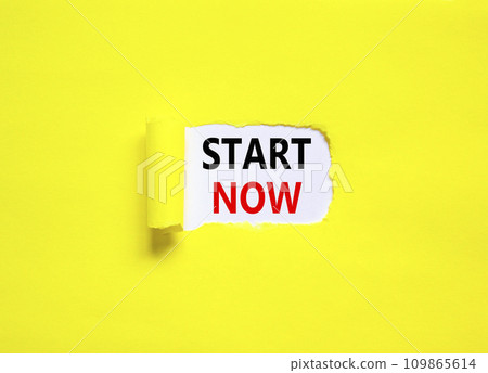 Start now symbol. Concept words Start now on beautiful white paper. Beautiful yellow paper background. Business marketing, motivational start now concept. Copy space. Start now symbol. Concept words Start now on beautiful white paper. Beautiful yellow paper background. Business marketing, motivational start now concept. Copy space. 109865614