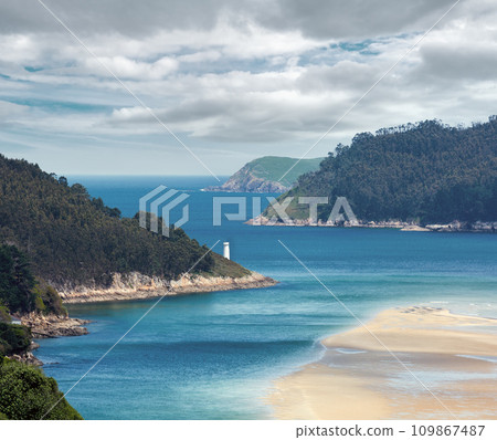 Porto Do Barqueiro, Galicia, Spain. 109867487