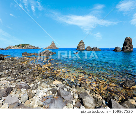 Aci Trezza Faraglioni, Sicily coast 109867520