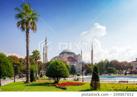 istanbul, turkiye - 15 AUG, 2018 istanbul, turkiye - 15 AUG, 2018 109867852