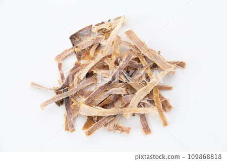 Normal white background 109868818