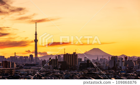"Tokyo" Beautiful urban evening sky and Tokyo Sky Tree 109868876