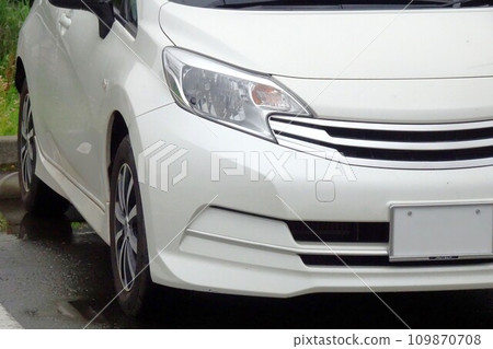 Car image Nissan Note Rider front mask 109870708