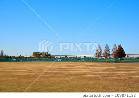 Early winter ground scenery Omiya Health Insurance Ground Saitama City Early winter ground scenery Omiya Health Insurance Ground Saitama City 109871158