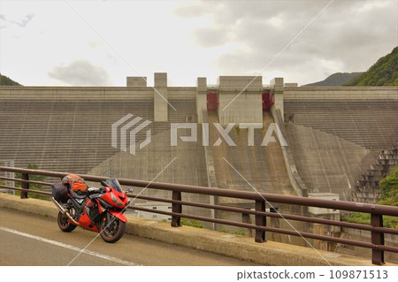 Gassan dam embankment and bikes 109871513
