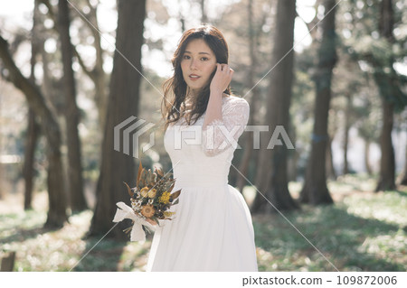 bride with bridal wedding image bouquet bride with bridal wedding image bouquet 109872006