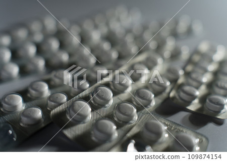 Many drugs OD (overdose) drug image Many drugs OD (overdose) drug image 109874154