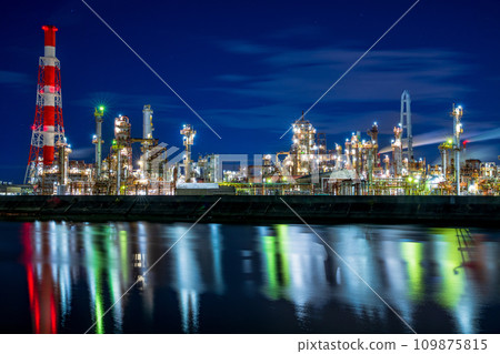 三重縣四日市工廠大正橋附近的夜景 109875815