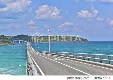 Tsunoshima Ohashi Bridge Yamaguchi Sea of Japan 109875844