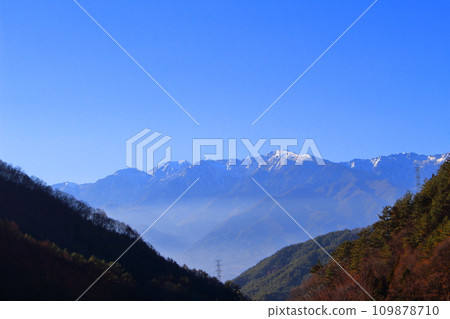 12月從神峰高原眺望的信州山脈 12月從神峰高原眺望的信州山脈 109878710