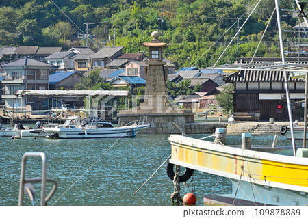 Edo period port facilities Tomonoura's night lights and harbor scenery Edo period port facilities Tomonoura's night lights and harbor scenery 109878889