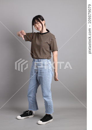 Cute Asian Woman Cute Asian Woman 109879079