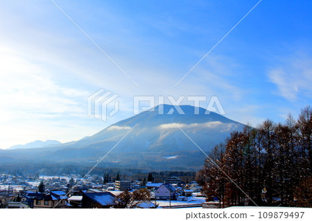 Five Hokushin Mountains in December: Mountains of Shinshu 109879497