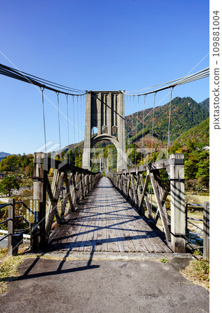 Kiso河的Momosuke橋樑 109881004