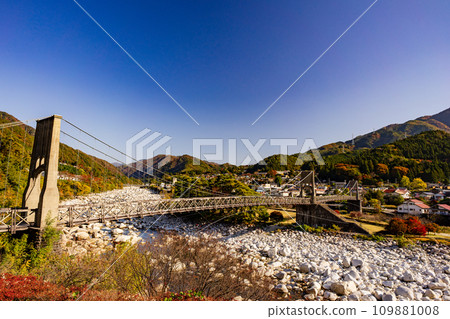 Kiso河的Momosuke橋樑 109881008