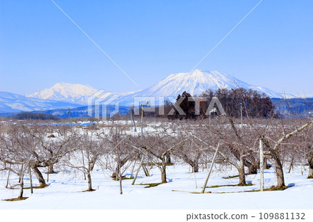 Hokushin Five Mountains in March Mountains of Shinshu Snow-capped Hokushin Five Mountains Hokushin Five Mountains in March Mountains of Shinshu Snow-capped Hokushin Five Mountains 109881132