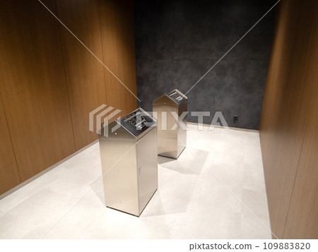 Smoking room in the complex Smoking room in the complex 109883820