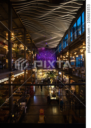a magnificent view of a building 109885853