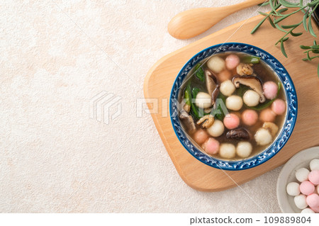 湯圓 冬至 鹹湯圓 紅色 白色 粉色 Tang yuan タンユエン 団子 湯圓 冬至 鹹湯圓 紅色 白色 粉色 Tang yuan タンユエン 団子 109889804