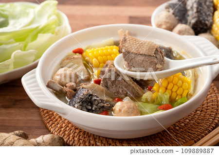 Ginger Duck Soup Hot Pot 109889887