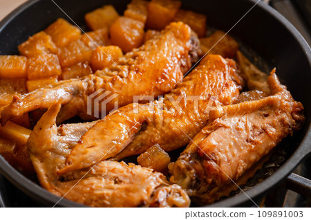 蘿蔔炒雞翅 109891003