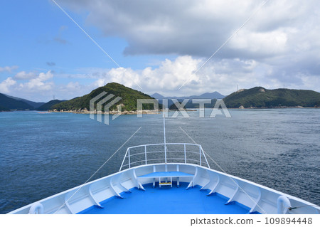 Ferry journey from Fukue Port in Goto City, Nagasaki Prefecture to Aokata Port in Shinkamigoto Town 109894448