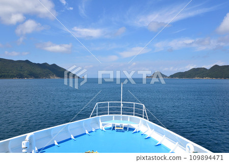 Ferry journey from Fukue Port in Goto City, Nagasaki Prefecture to Aokata Port in Shinkamigoto Town 109894471