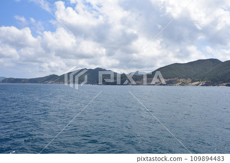 Ferry journey from Fukue Port in Goto City, Nagasaki Prefecture to Aokata Port in Shinkamigoto Town Ferry journey from Fukue Port in Goto City, Nagasaki Prefecture to Aokata Port in Shinkamigoto Town 109894483